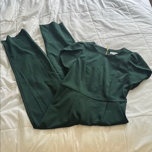 Calvin Klein Green Jumpsuit with Pockets and Stretch Fabric